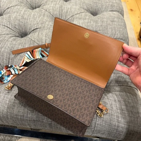 Michael Kors Jet Set Logo Brown and Tan Chain Crossbody NWT - Picture 10 of 17